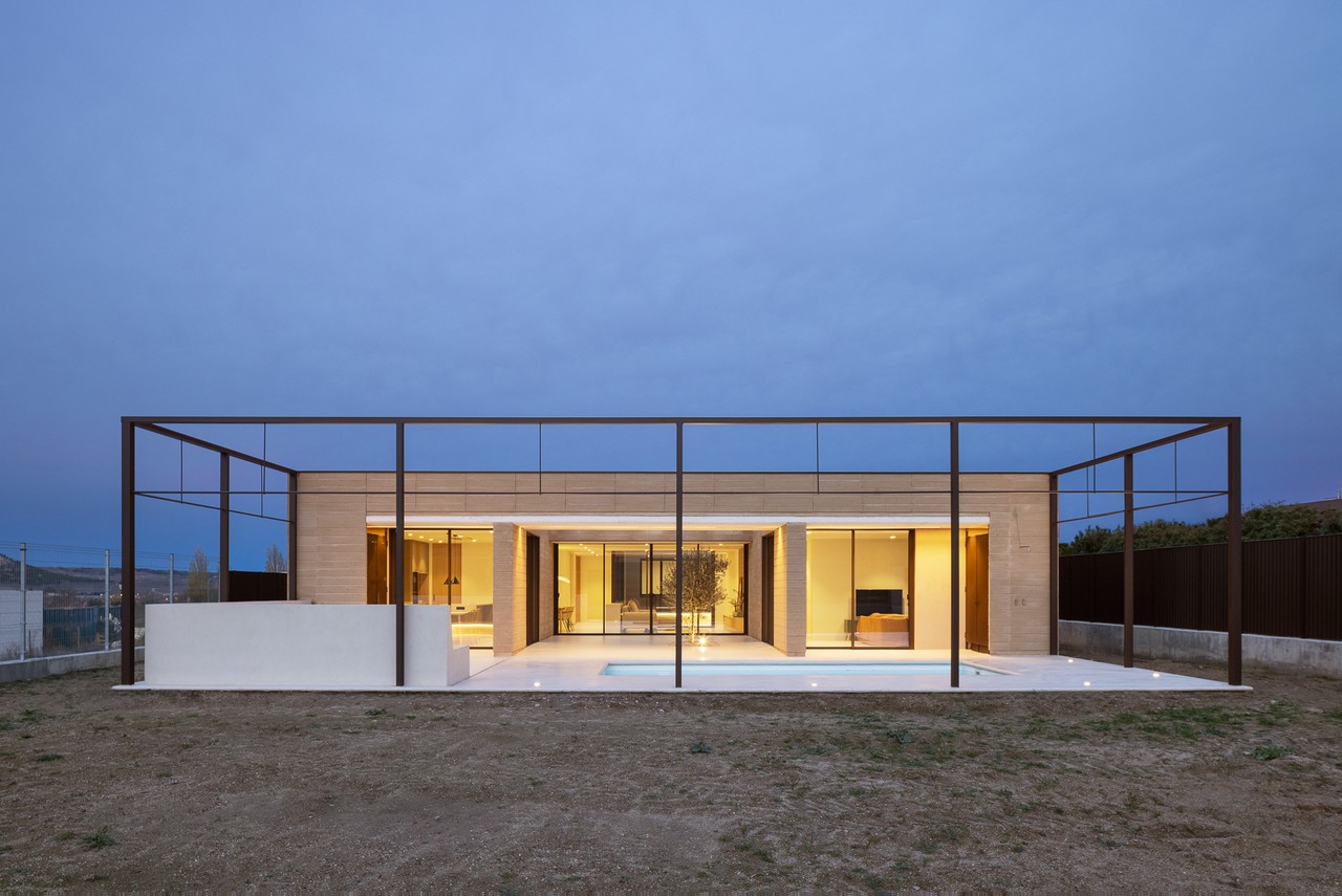 Casa · Neutra-6-2